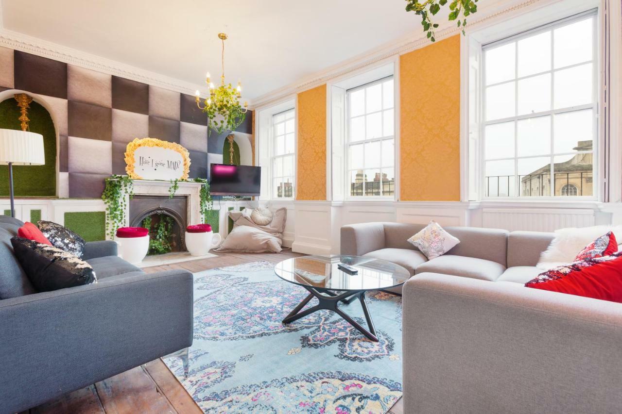 The Wonderland Townhouse - Alice In Wonderland 7Bdr Home Bath Exteriör bild