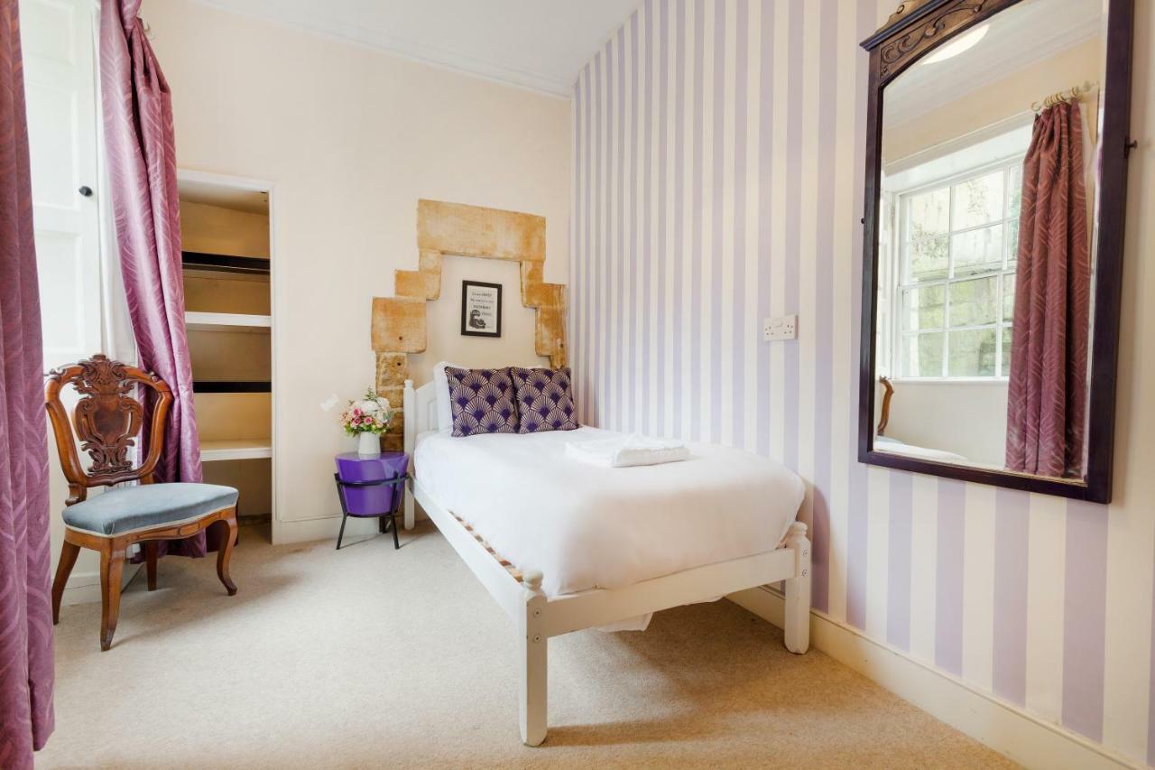 The Wonderland Townhouse - Alice In Wonderland 7Bdr Home Bath Exteriör bild