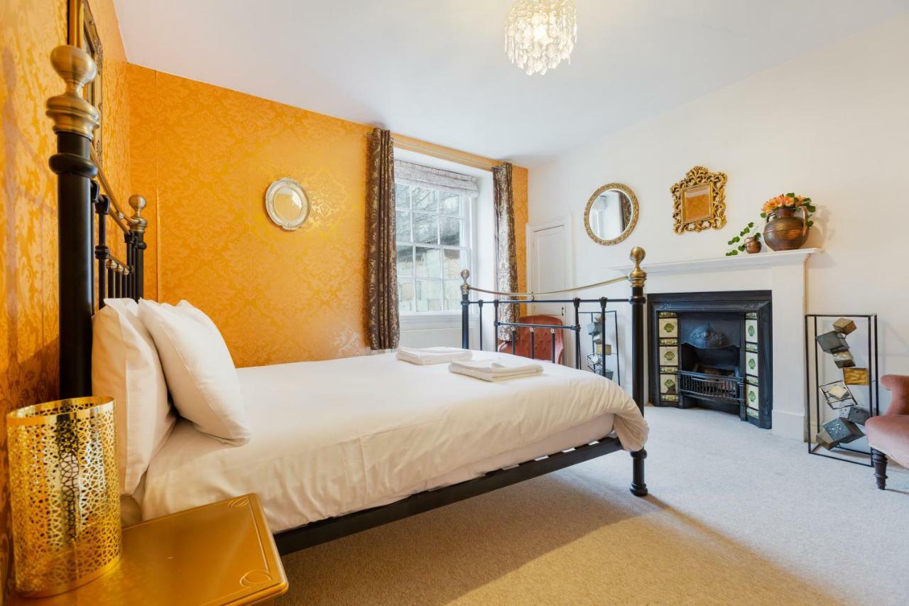 The Wonderland Townhouse - Alice In Wonderland 7Bdr Home Bath Exteriör bild